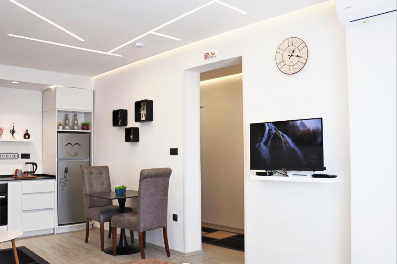 Matin Apartments In Pristina, Kosovo Kültér fotó