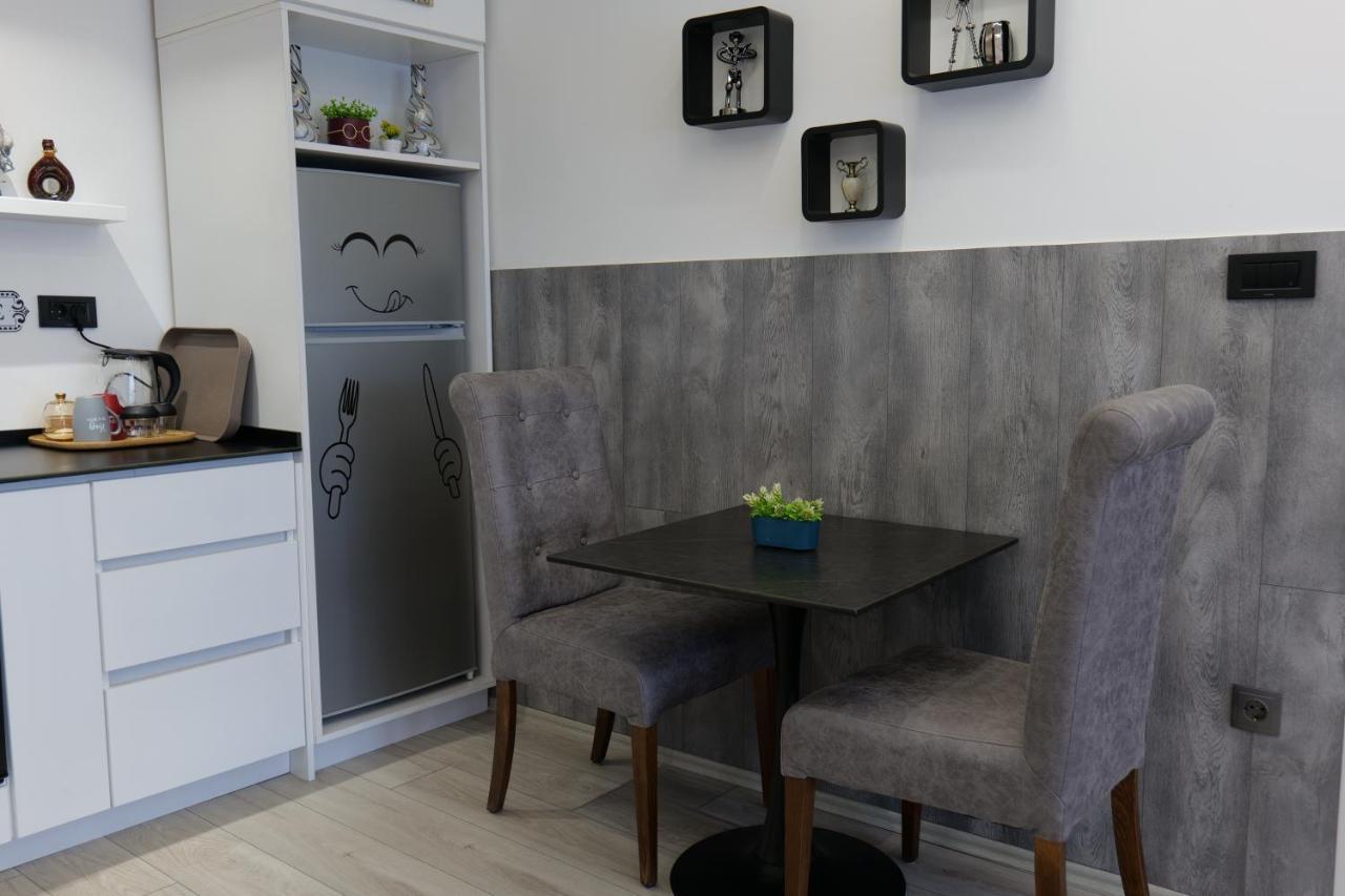 Matin Apartments In Pristina, Kosovo Kültér fotó